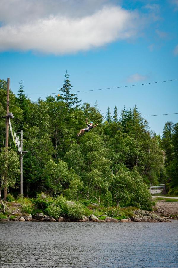 ホテル Sirdal Fjellpark Tjorhom エクステリア 写真