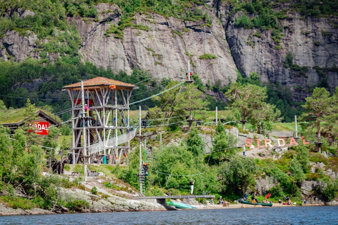 ホテル Sirdal Fjellpark Tjorhom エクステリア 写真
